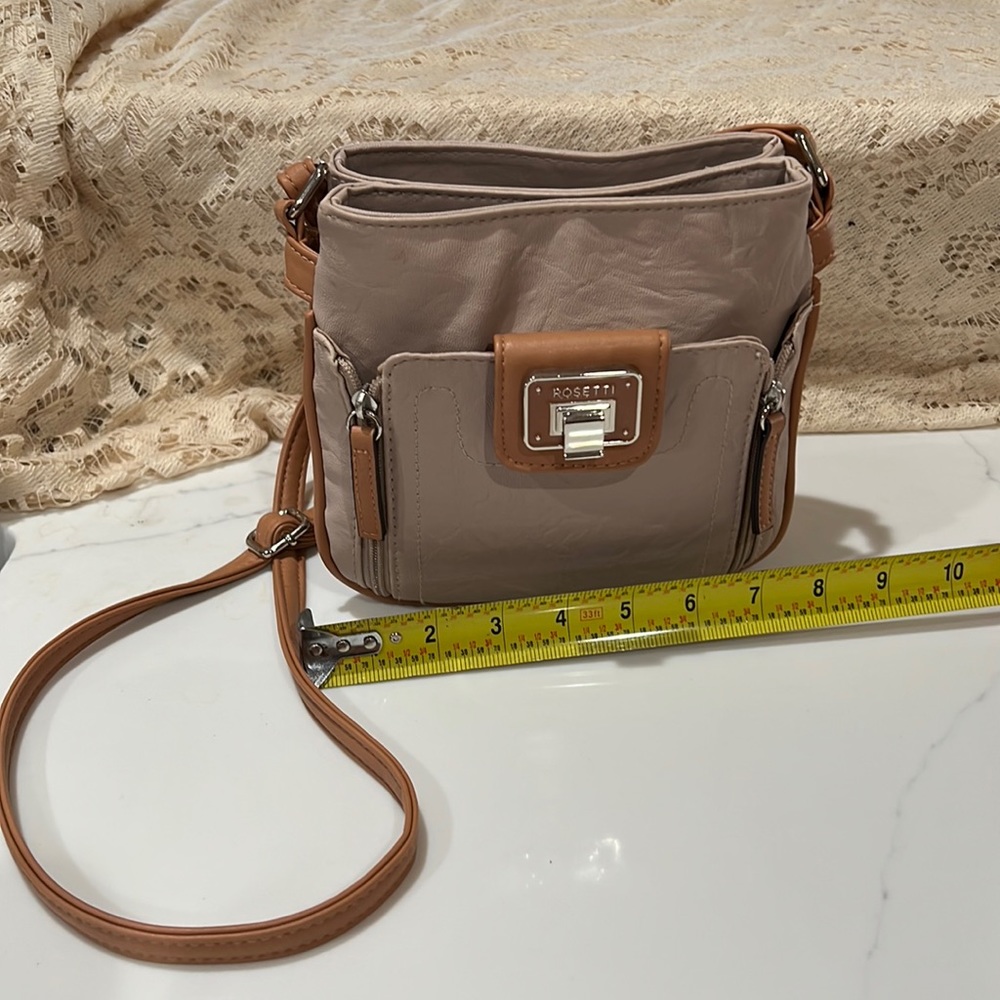 ROSETTTI Crossbody Purse NWOT…01